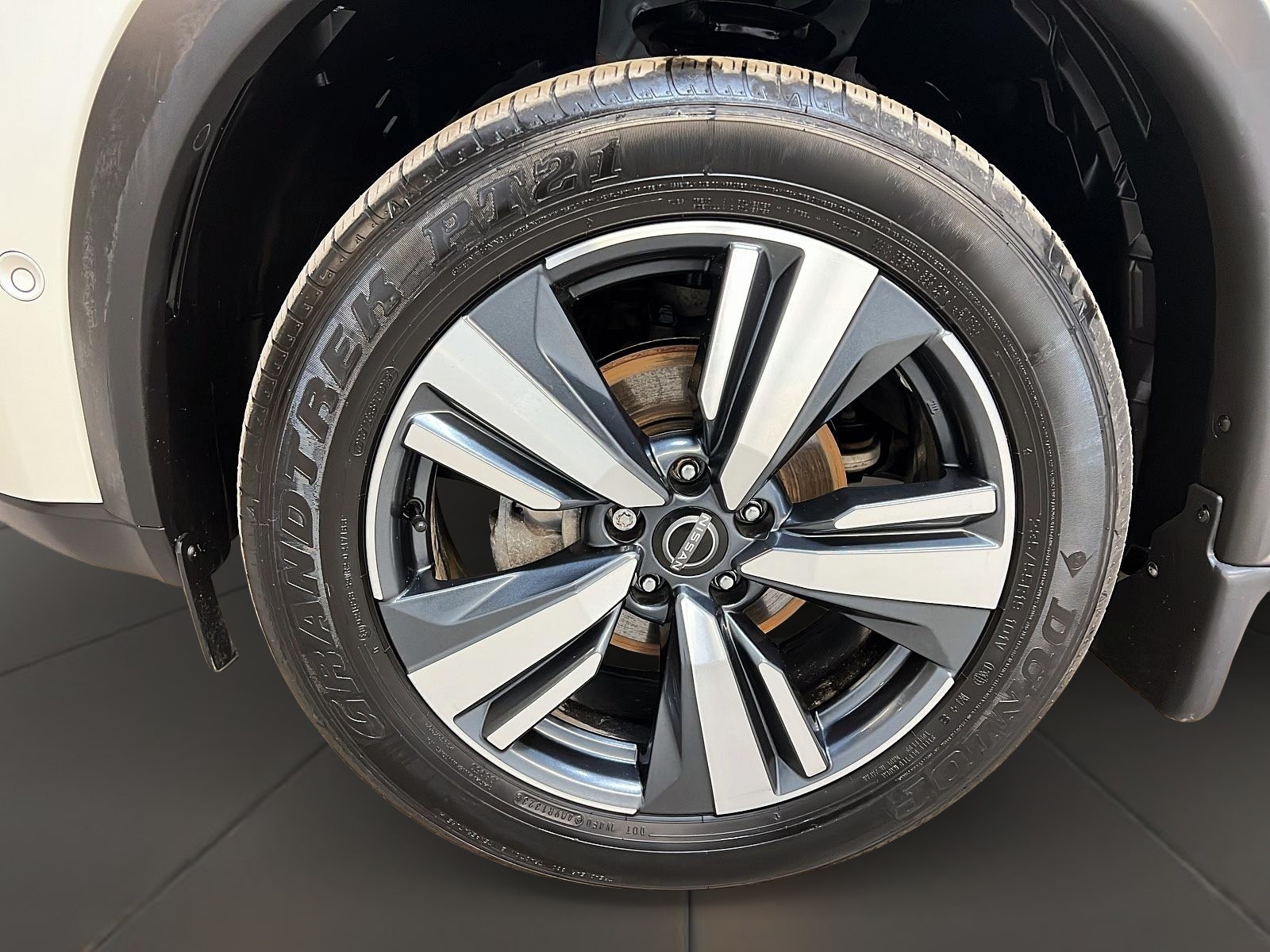 Nissan Rogue SL CUIR TOIT PANO NAV 4RM 2023 - image #30