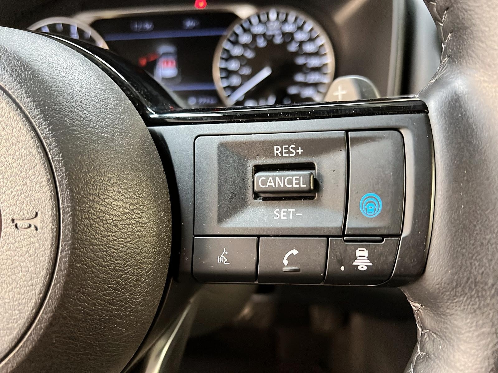 Nissan Rogue SL CUIR TOIT PANO NAV 4RM 2023 - image #22