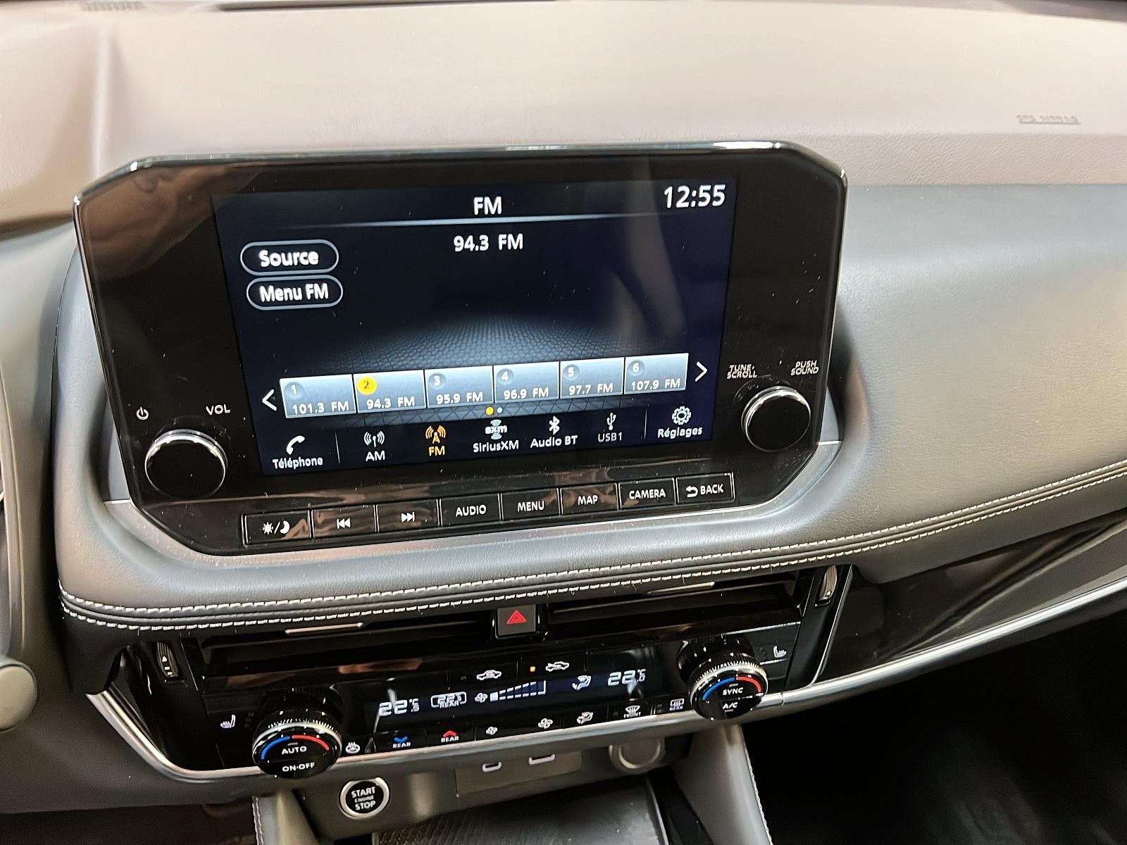 Nissan Rogue SL CUIR TOIT PANO NAV 4RM 2023 - image #18