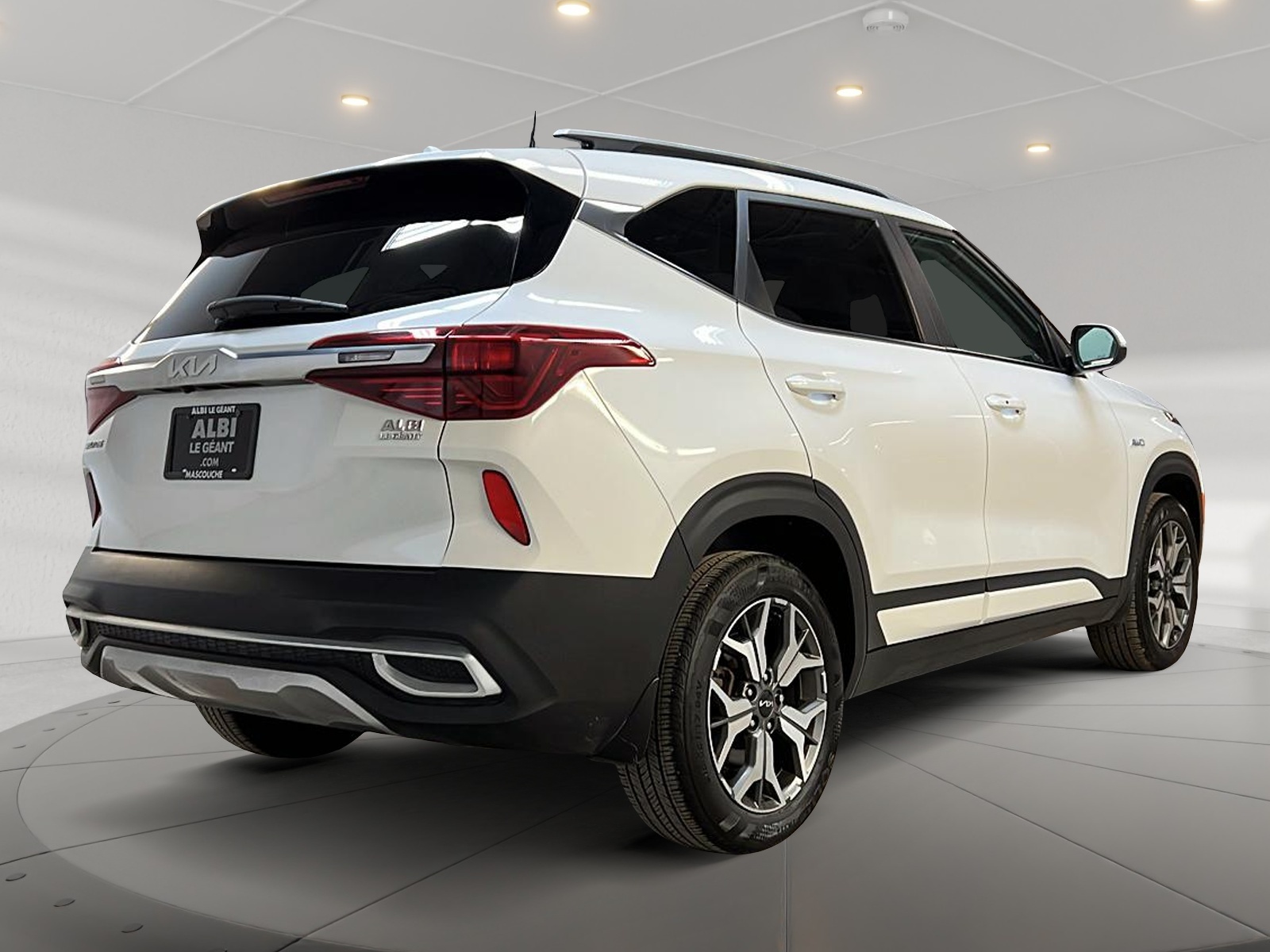 Kia SELTOS EX PREMIUM CUIR TOIT NAV 4RM 2023 - image #4