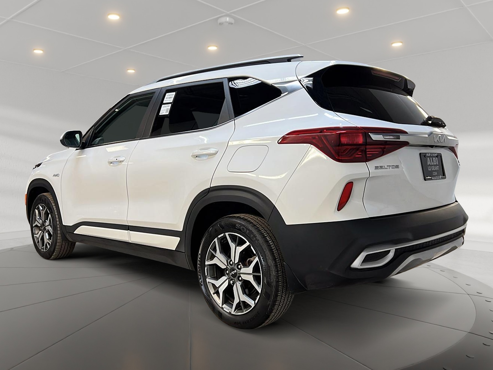 Kia SELTOS EX PREMIUM CUIR TOIT NAV 4RM 2023 - image #6