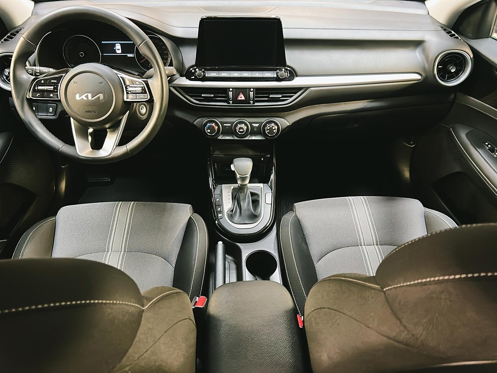 Kia Forte EX 2023 - image #10