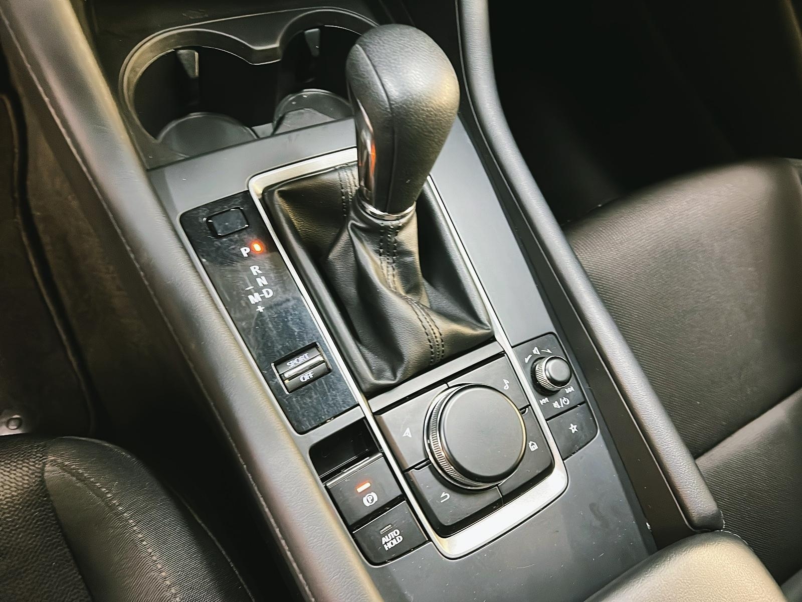Mazda Mazda3 GX 2022 - image #13