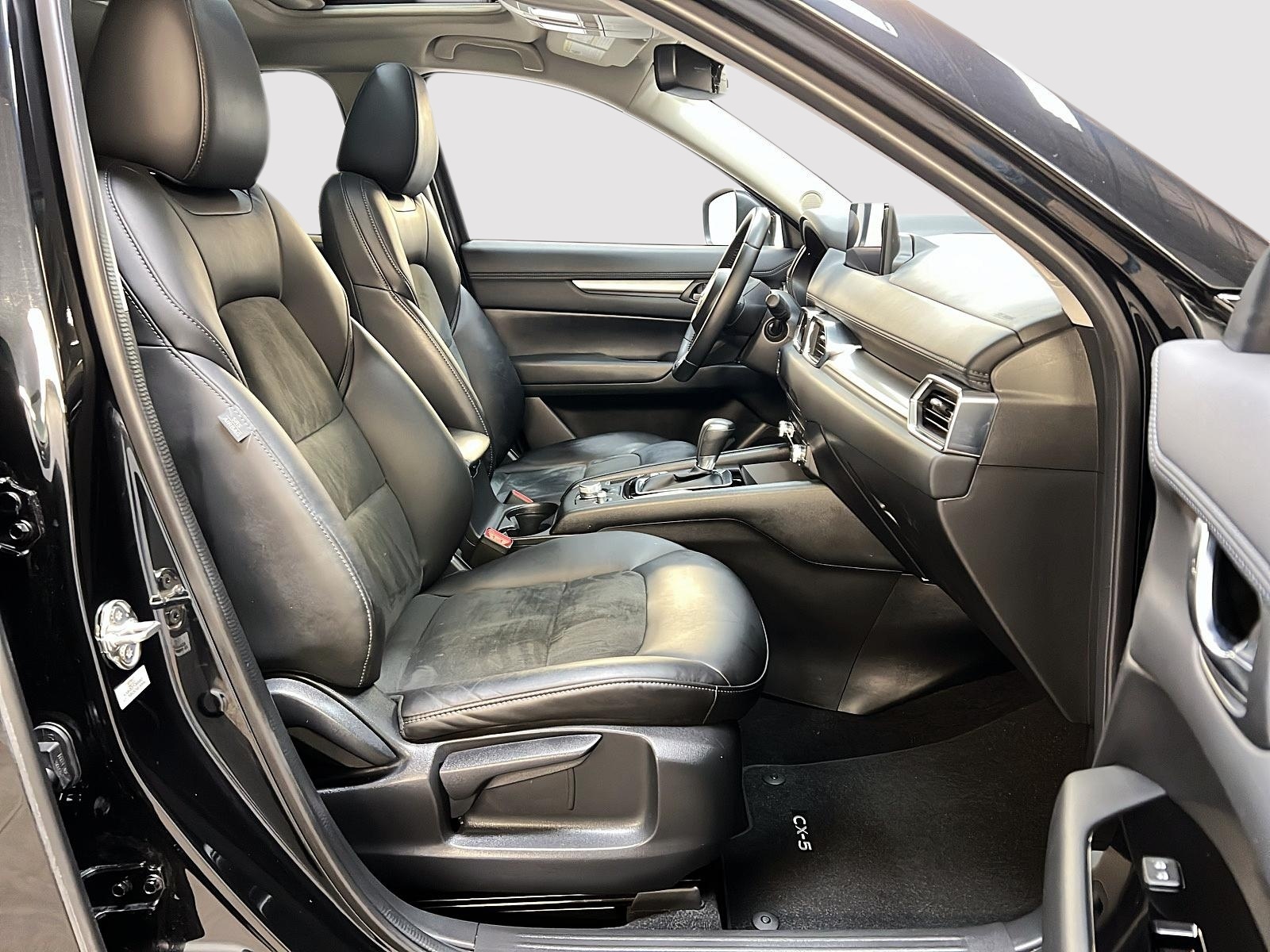 Mazda CX-5 GS GR CONFORT 4RM 2023 - image #8
