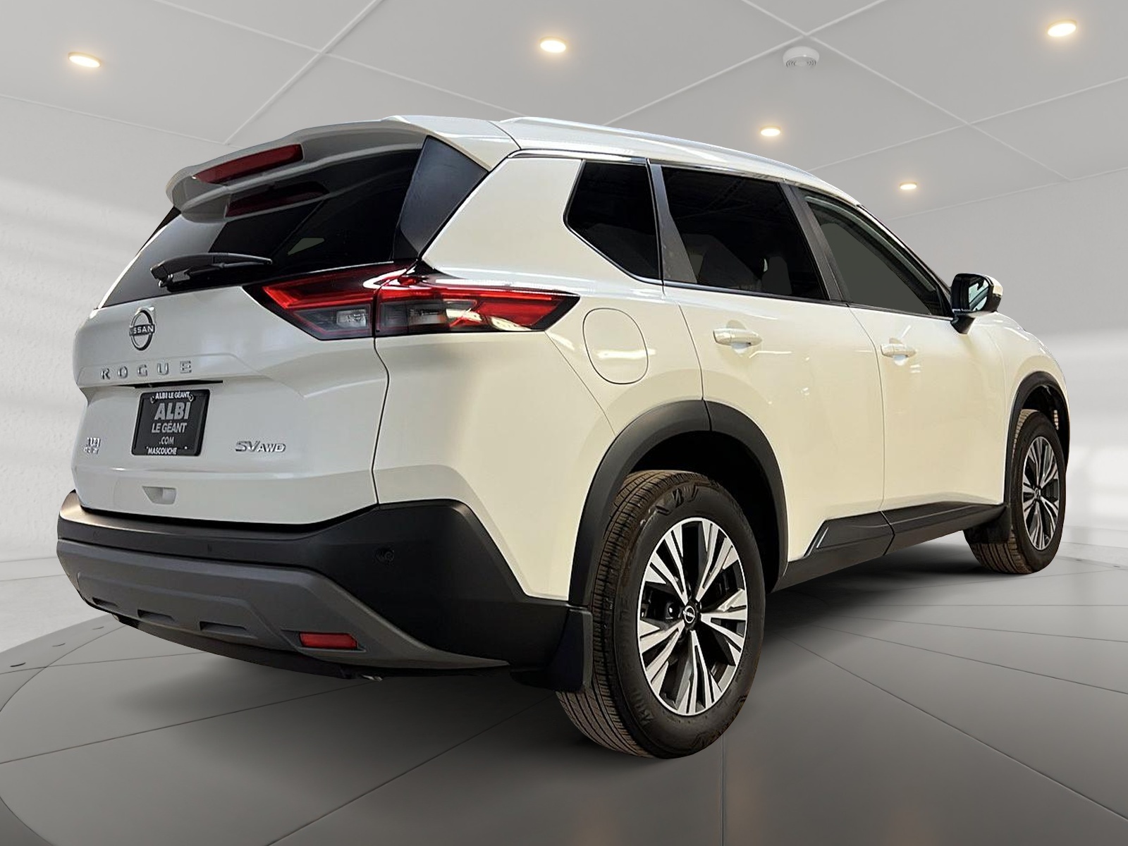 Nissan Rogue SV TOIT PANO 4RM 2023 - image #4