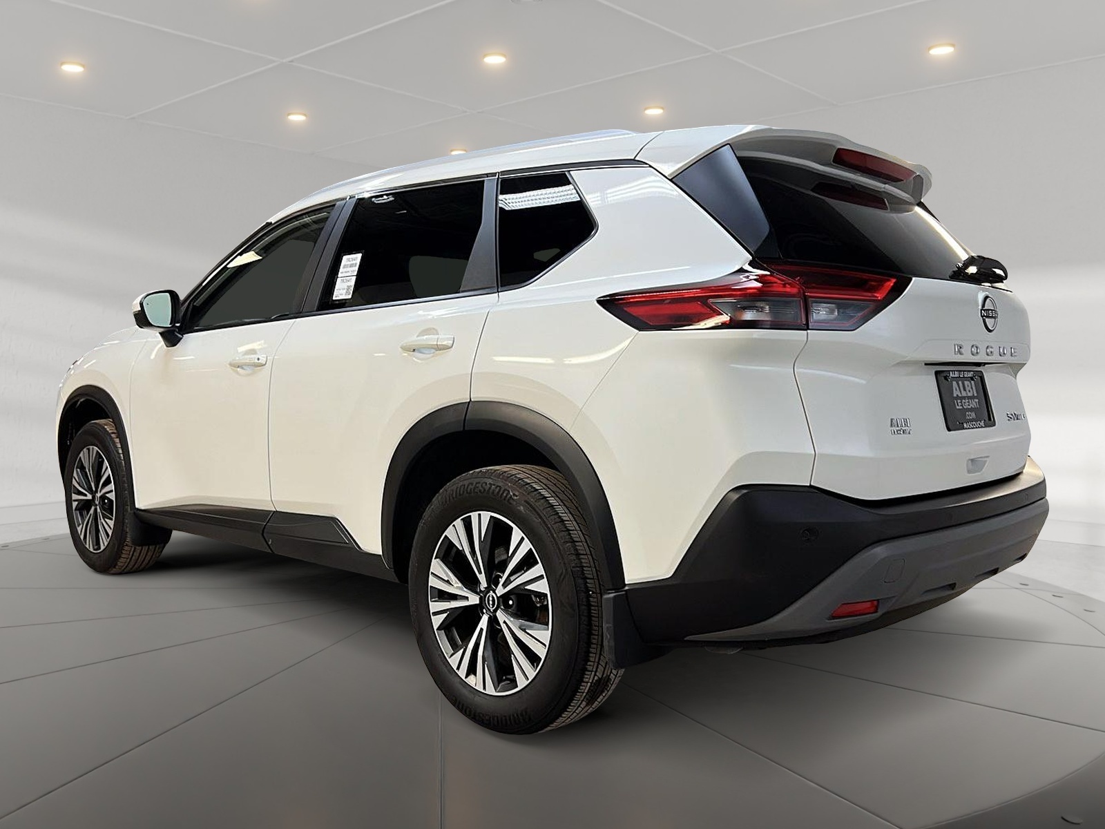 Nissan Rogue SV TOIT PANO 4RM 2023 - image #6