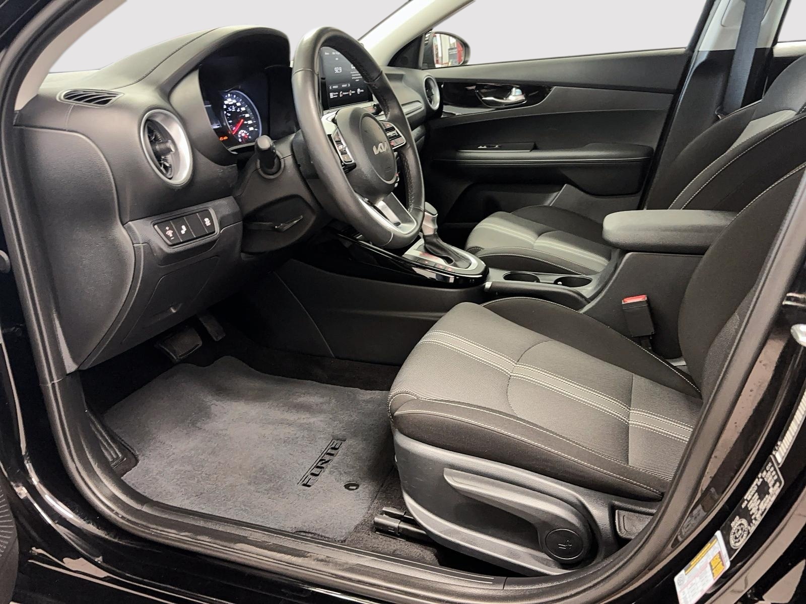Kia Forte 2023 - Image #7