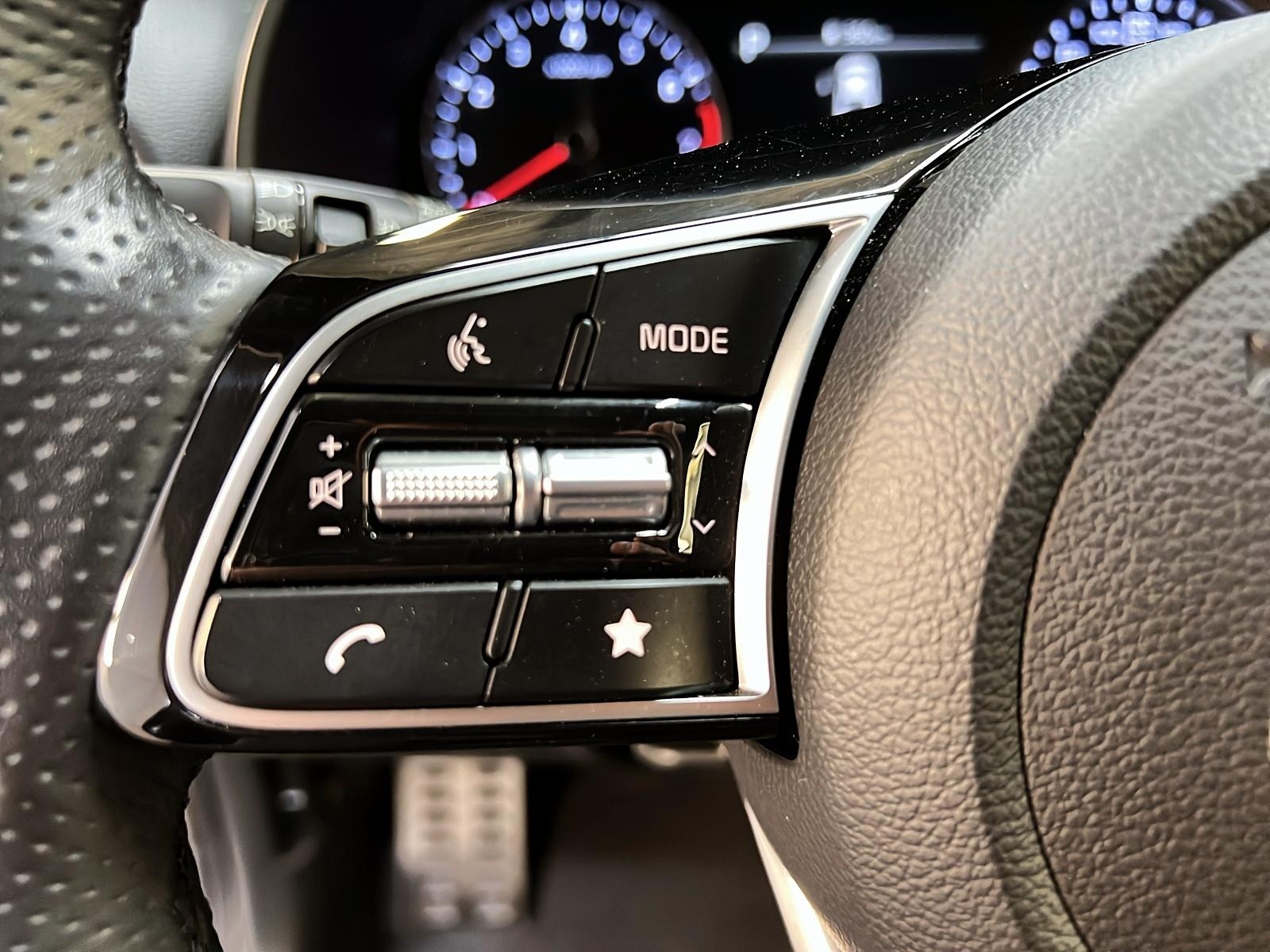 Kia Forte GT LINE CUIR TOIT NAV 2024 - image #21