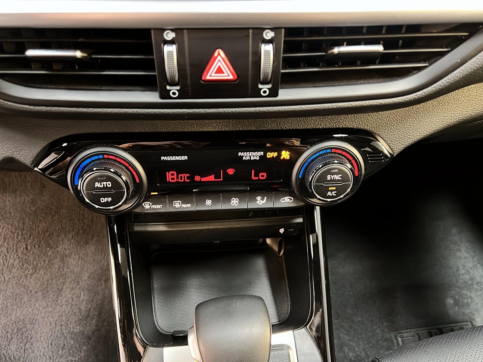 Kia Forte GT LINE CUIR TOIT NAV 2024 - image #15