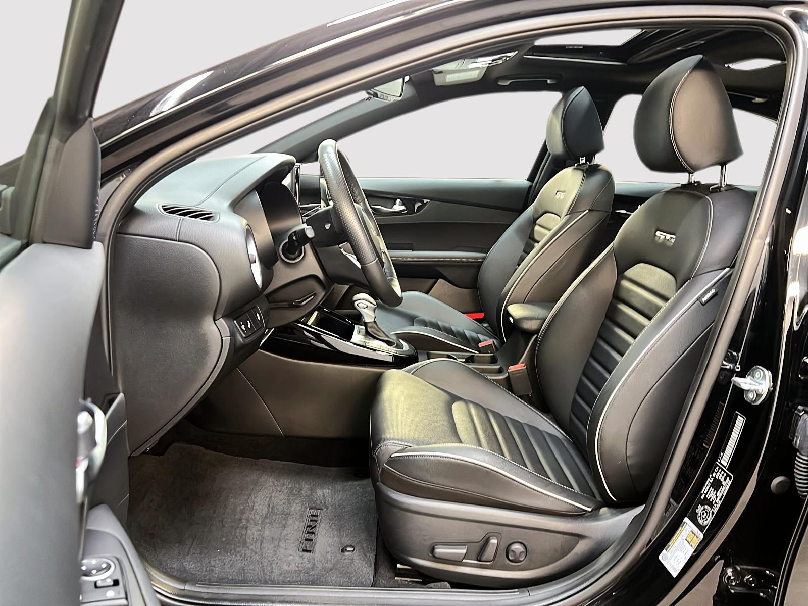 Kia Forte GT LINE CUIR TOIT NAV 2024 - image #7