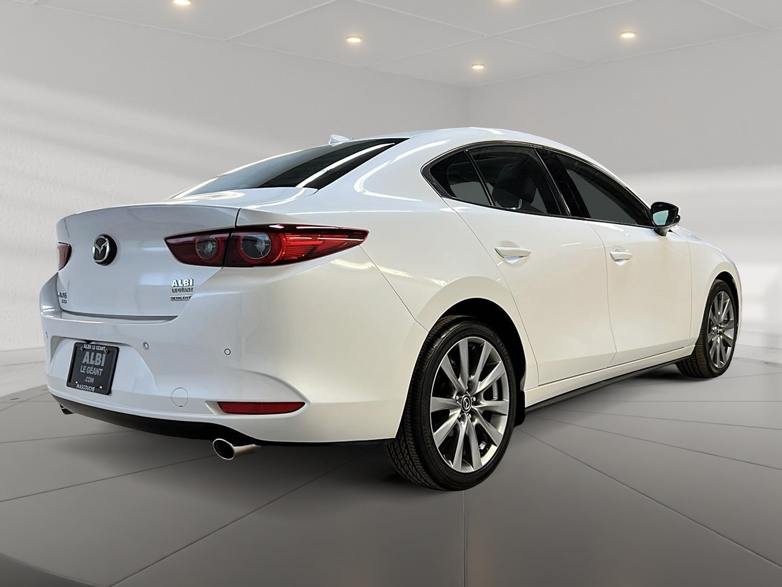 Mazda Mazda3 GT CUIR TOIT NAV 4RM 2023 - image #4