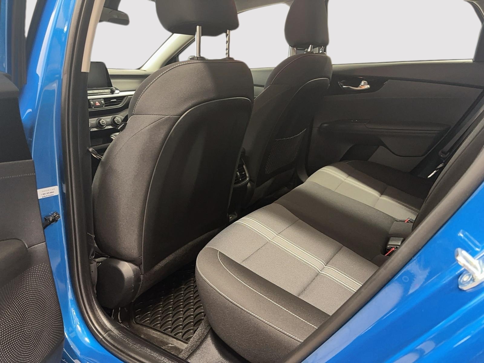 Kia Forte EX 2023 - image #9