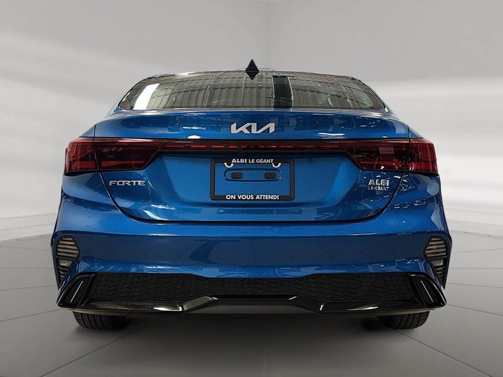 Kia Forte EX 2023 - image #5