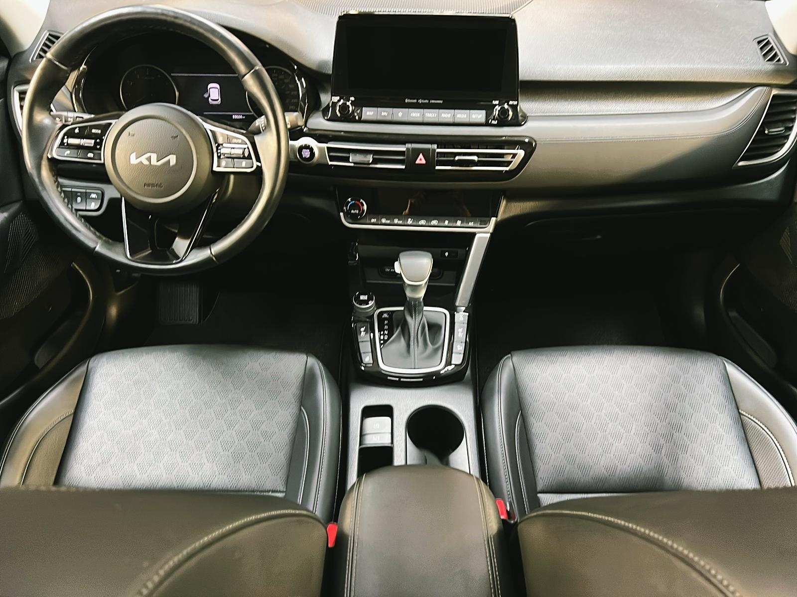 Kia SELTOS EX PREMIUM CUIR TOIT NAV 4RM 2023 - image #11
