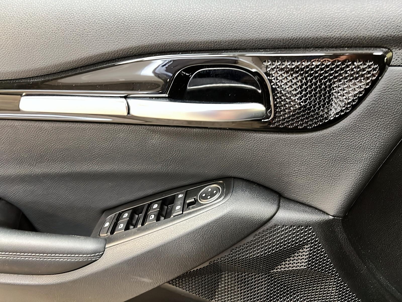 Kia SELTOS EX PREMIUM CUIR TOIT NAV 4RM 2023 - image #21