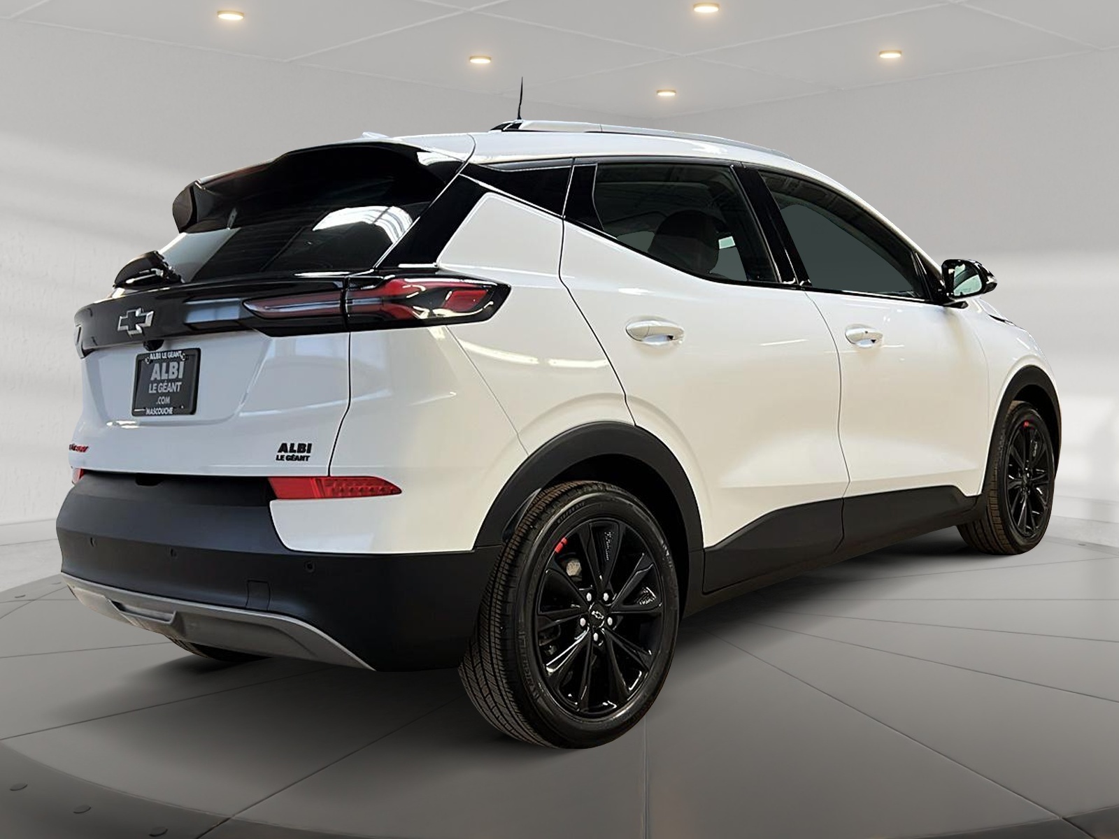 Chevrolet Bolt EUV 2023 - Image #4