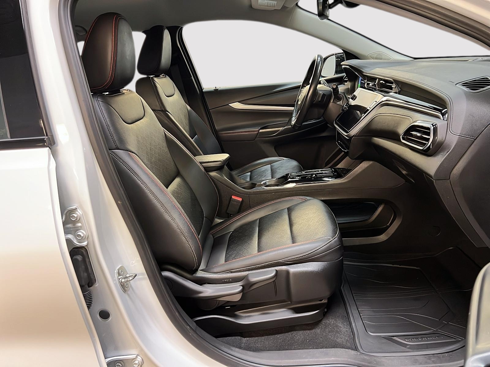 Chevrolet Bolt EUV LT REDLINE CUIR 2023 - image #8