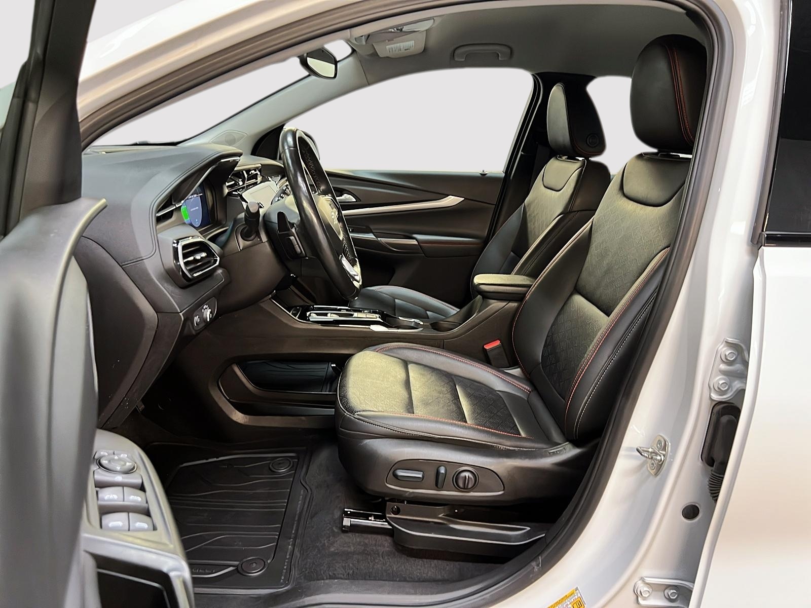 Chevrolet Bolt EUV 2023 - Image #7