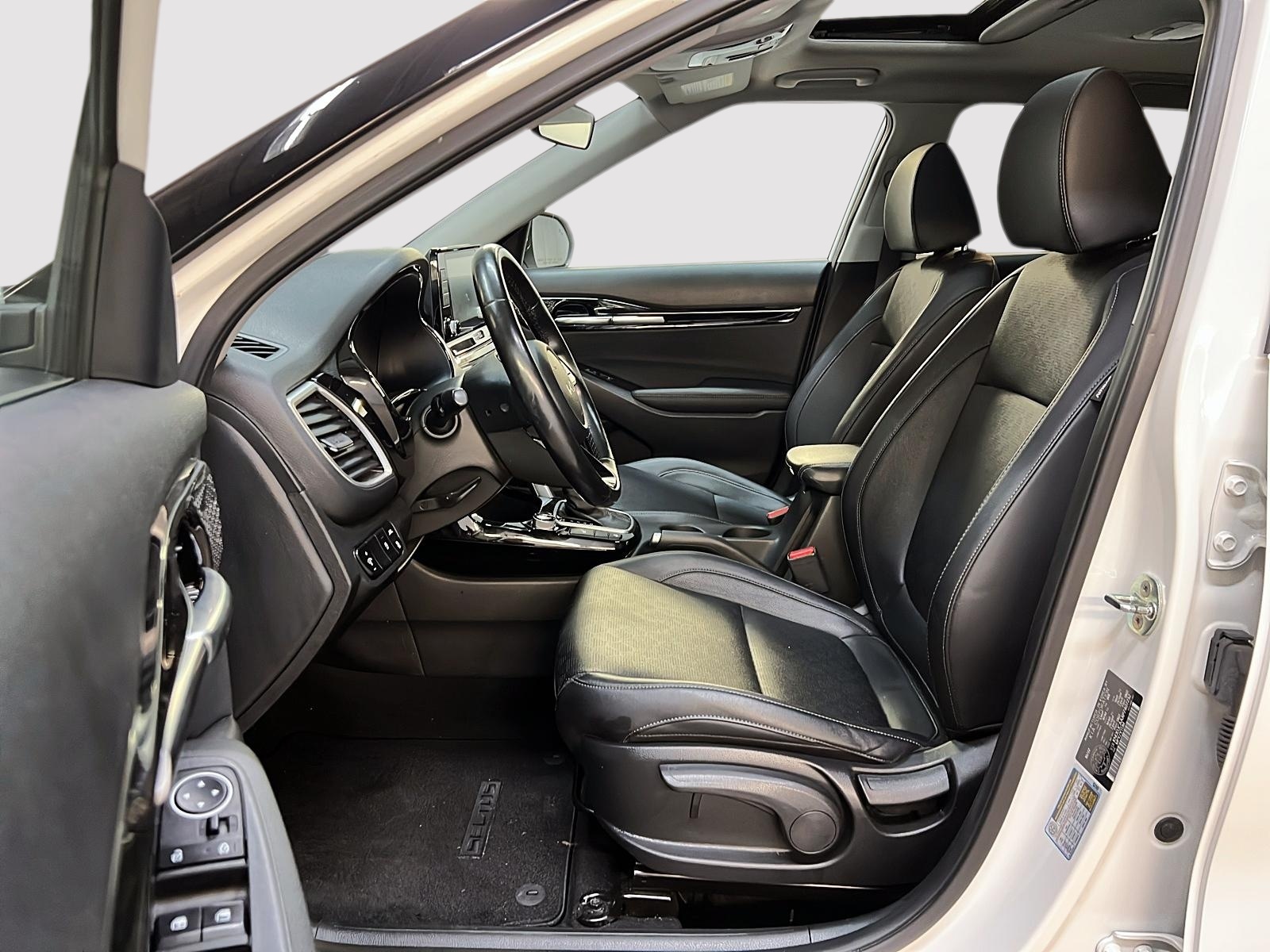 Kia SELTOS EX CUIR TOIT 4RM 2023 - image #7