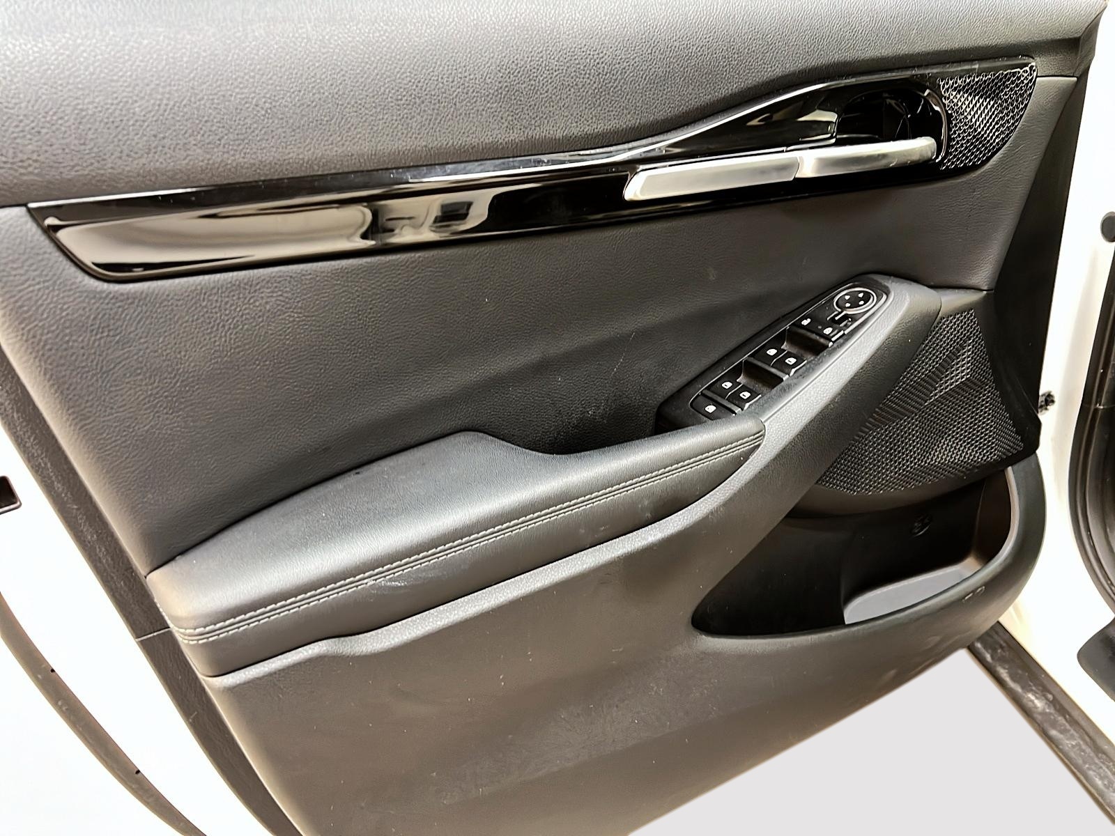 Kia SELTOS EX CUIR TOIT 4RM 2023 - image #23