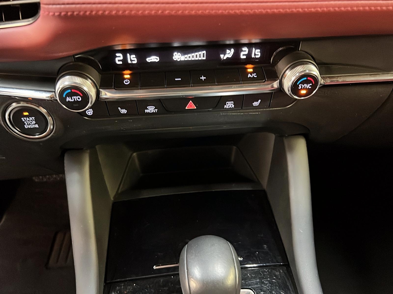 Mazda Mazda3 Sport GT TURBO CUIR TOIT NAV 4RM 2023 - image #16