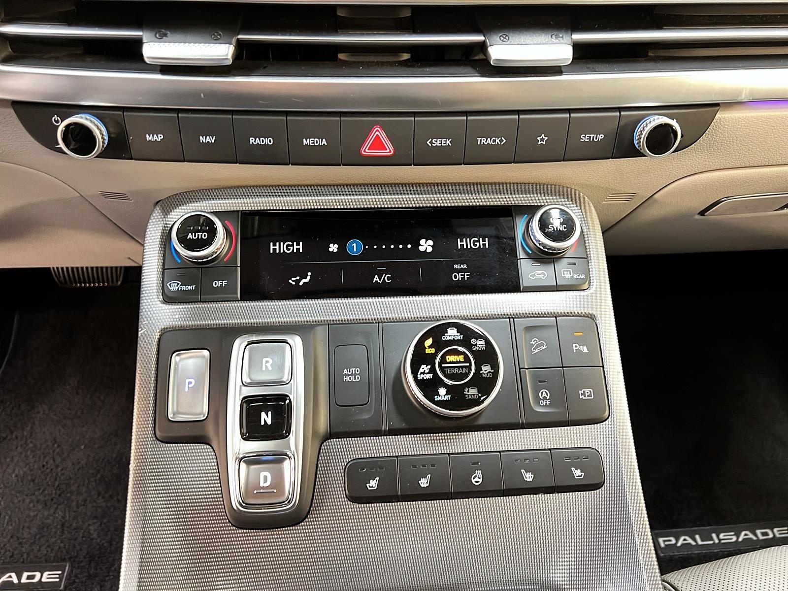 Hyundai PALISADE ULTIMATE CALLIGRAPHY CUIR TOIT PANO NAV 4RM 2024 - image #18