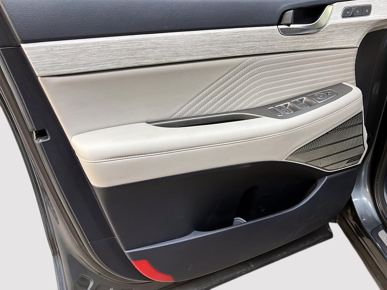 Hyundai PALISADE ULTIMATE CALLIGRAPHY CUIR TOIT PANO NAV 4RM 2024 - image #27