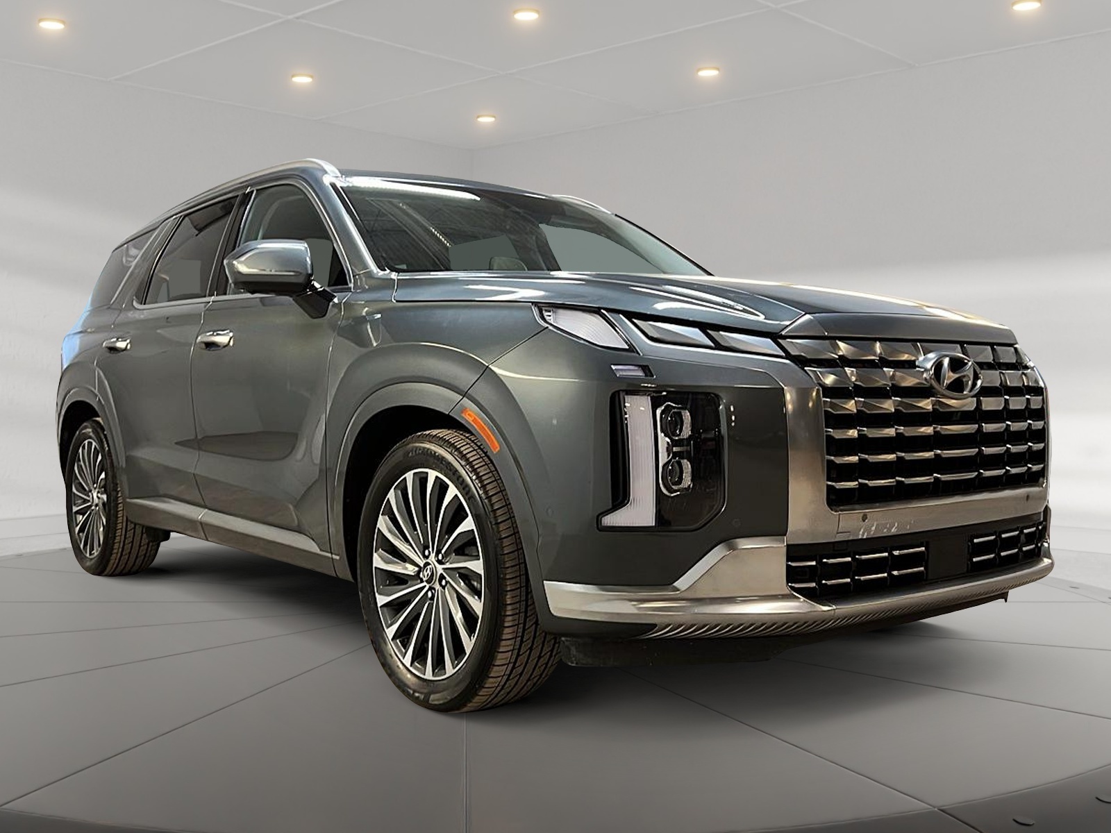 Hyundai PALISADE ULTIMATE CALLIGRAPHY CUIR TOIT PANO NAV 4RM 2024 - image #3