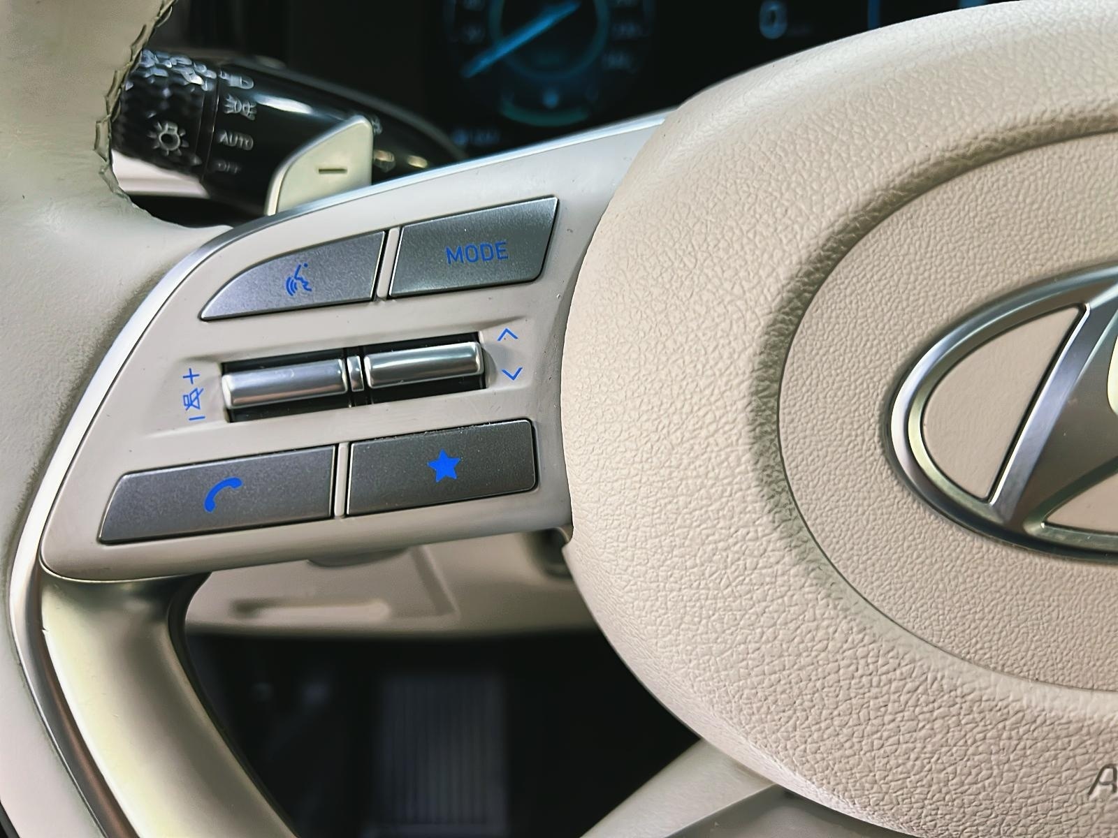 Hyundai PALISADE ULTIMATE CALLIGRAPHY CUIR TOIT PANO NAV 4RM 2024 - image #24