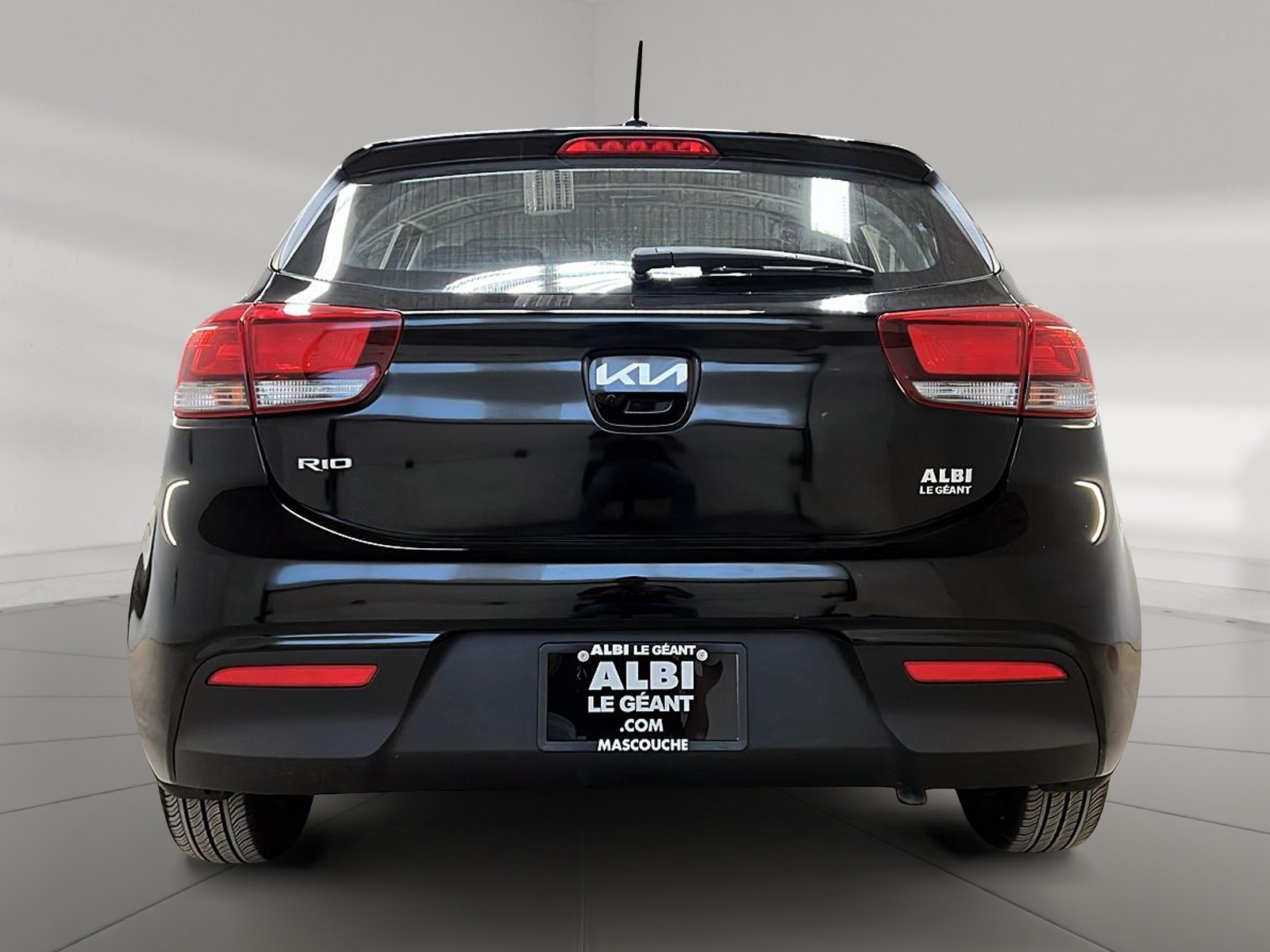 Kia Rio5 2023 - Image #5