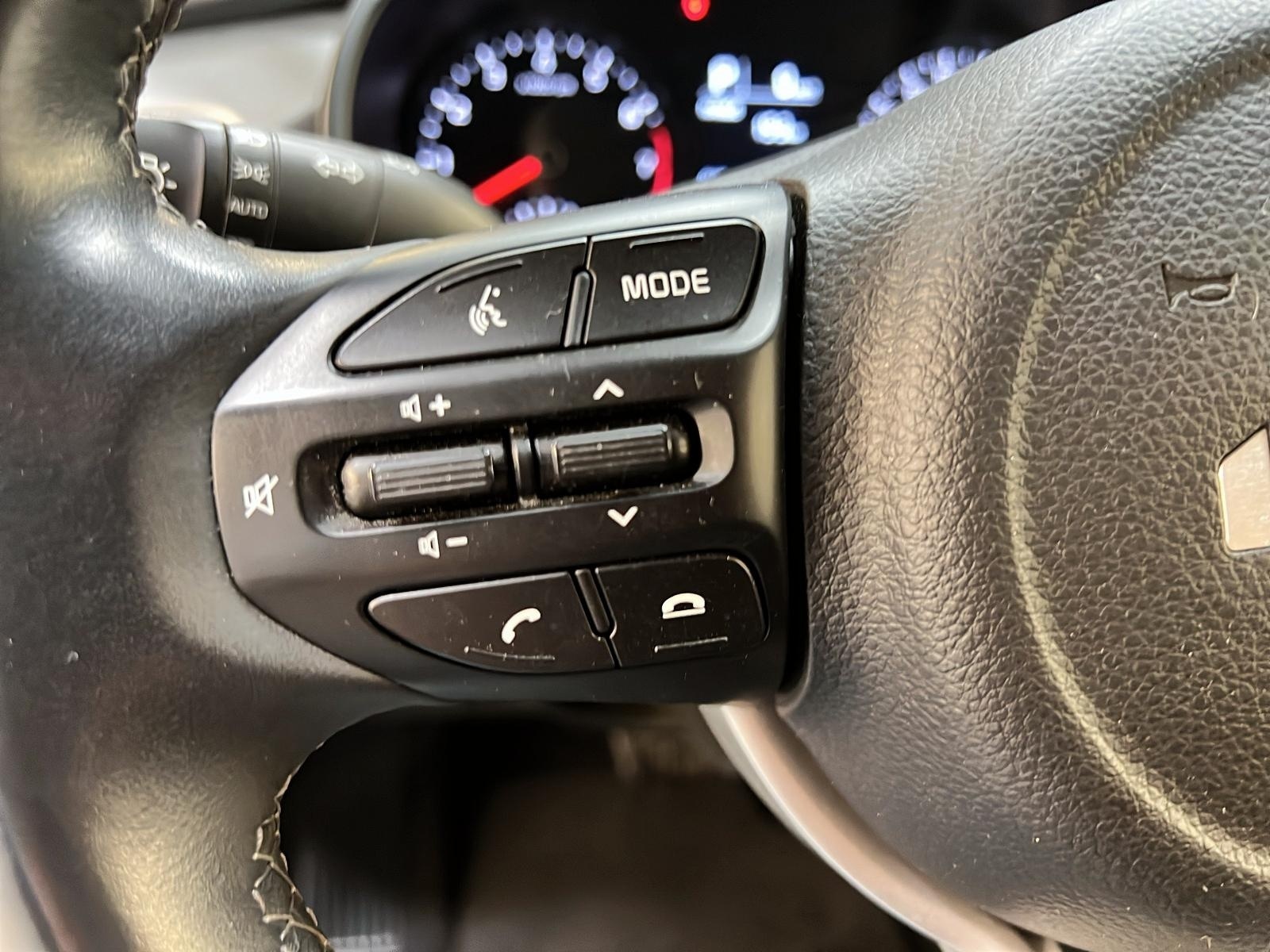 Kia Rio5 LX + 2023 - image #18