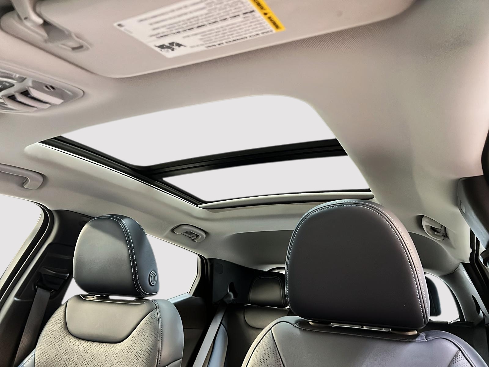 Chevrolet Bolt EUV PREMIER CUIR NAV TOIT PANO 2023 - image #9