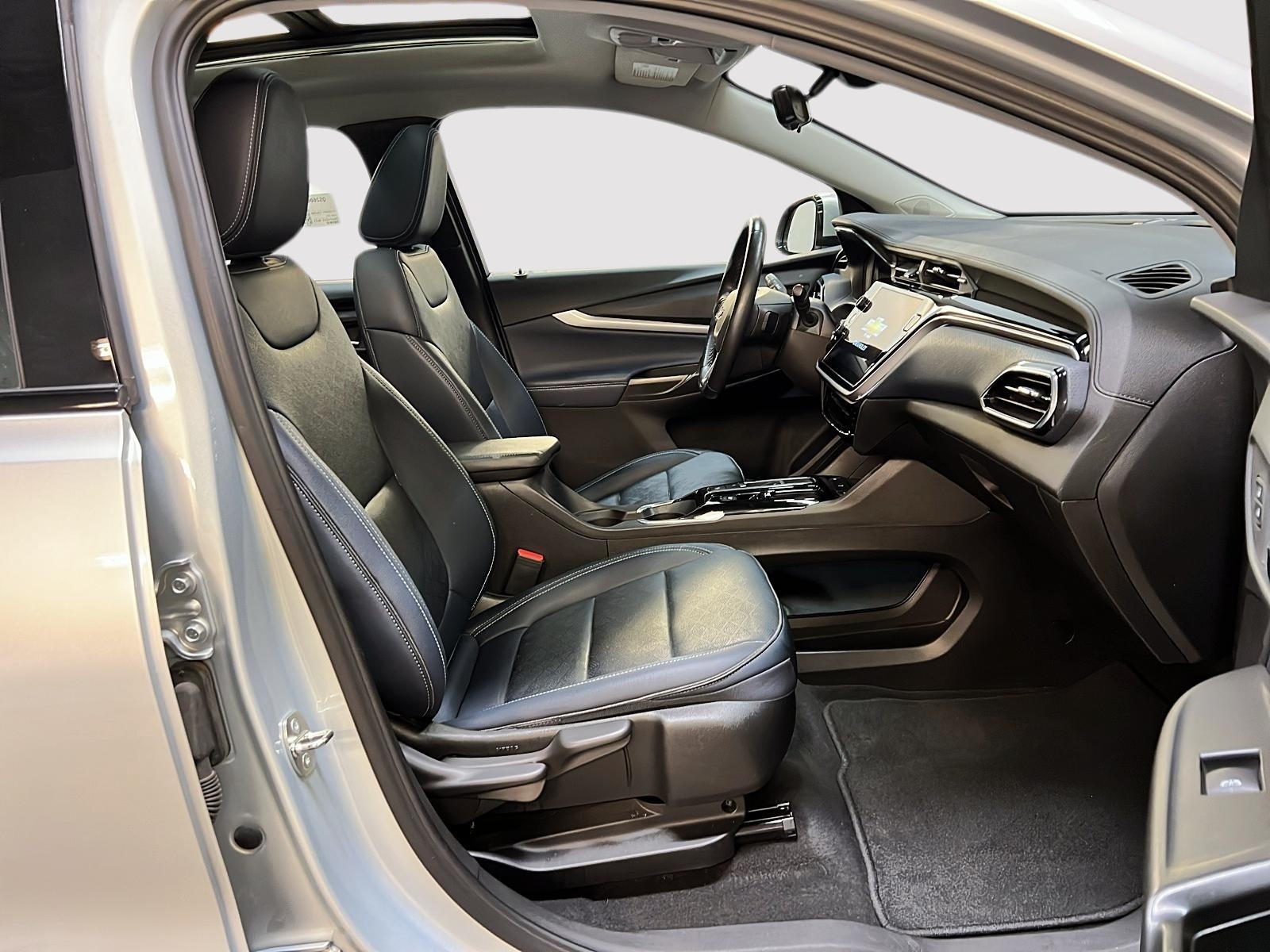 Chevrolet Bolt EUV PREMIER CUIR NAV TOIT PANO 2023 - image #8