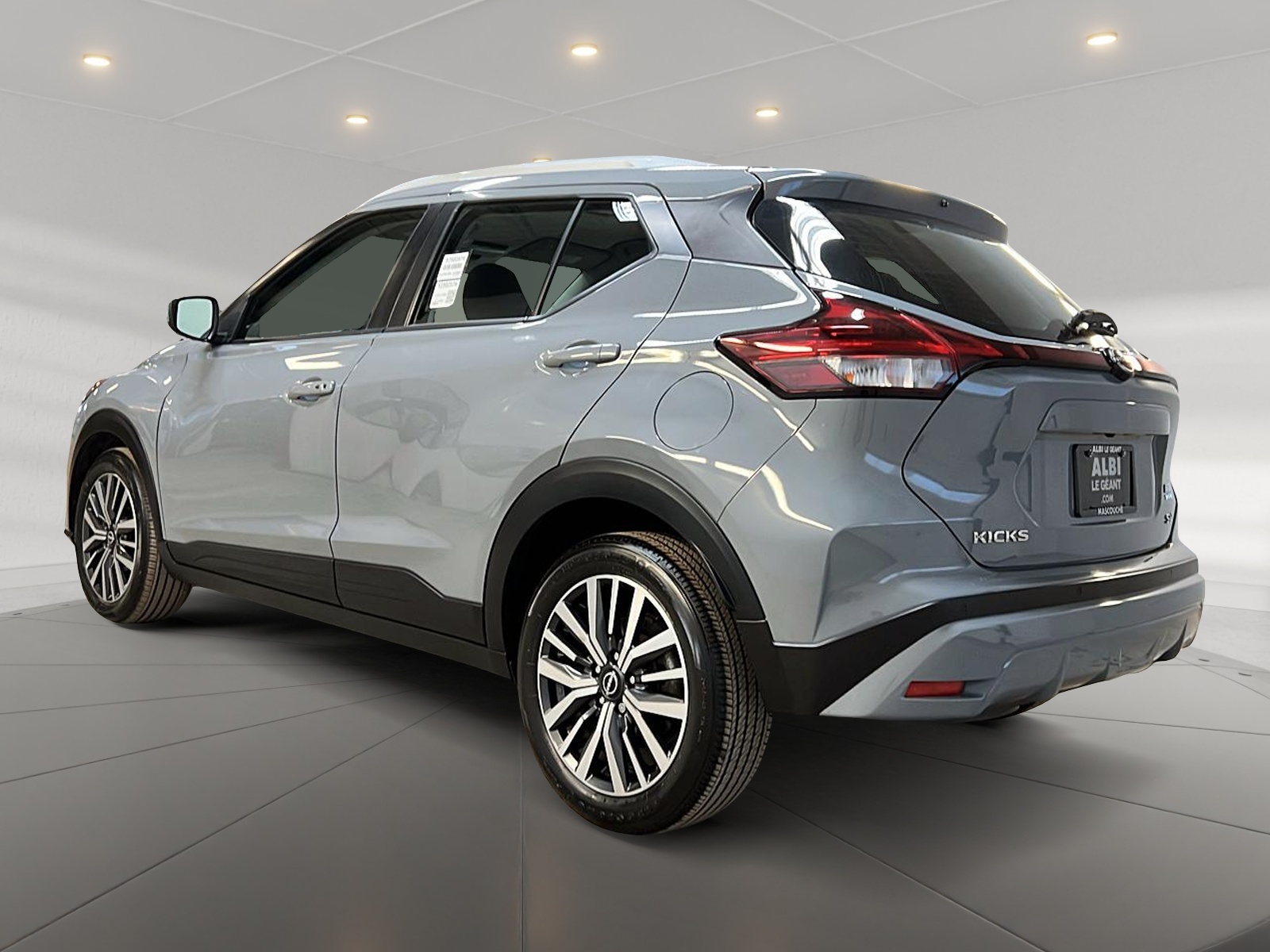 Nissan Kicks SV 2023 - image #6