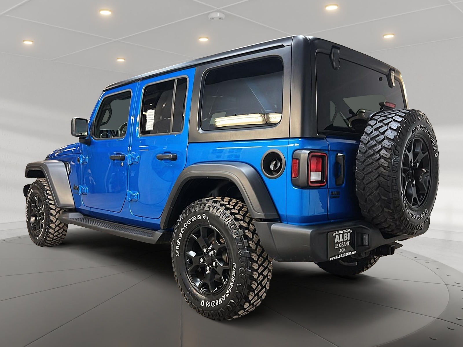 Jeep Wrangler UNLIMITED WILLYS 4X4 2023 - image #6
