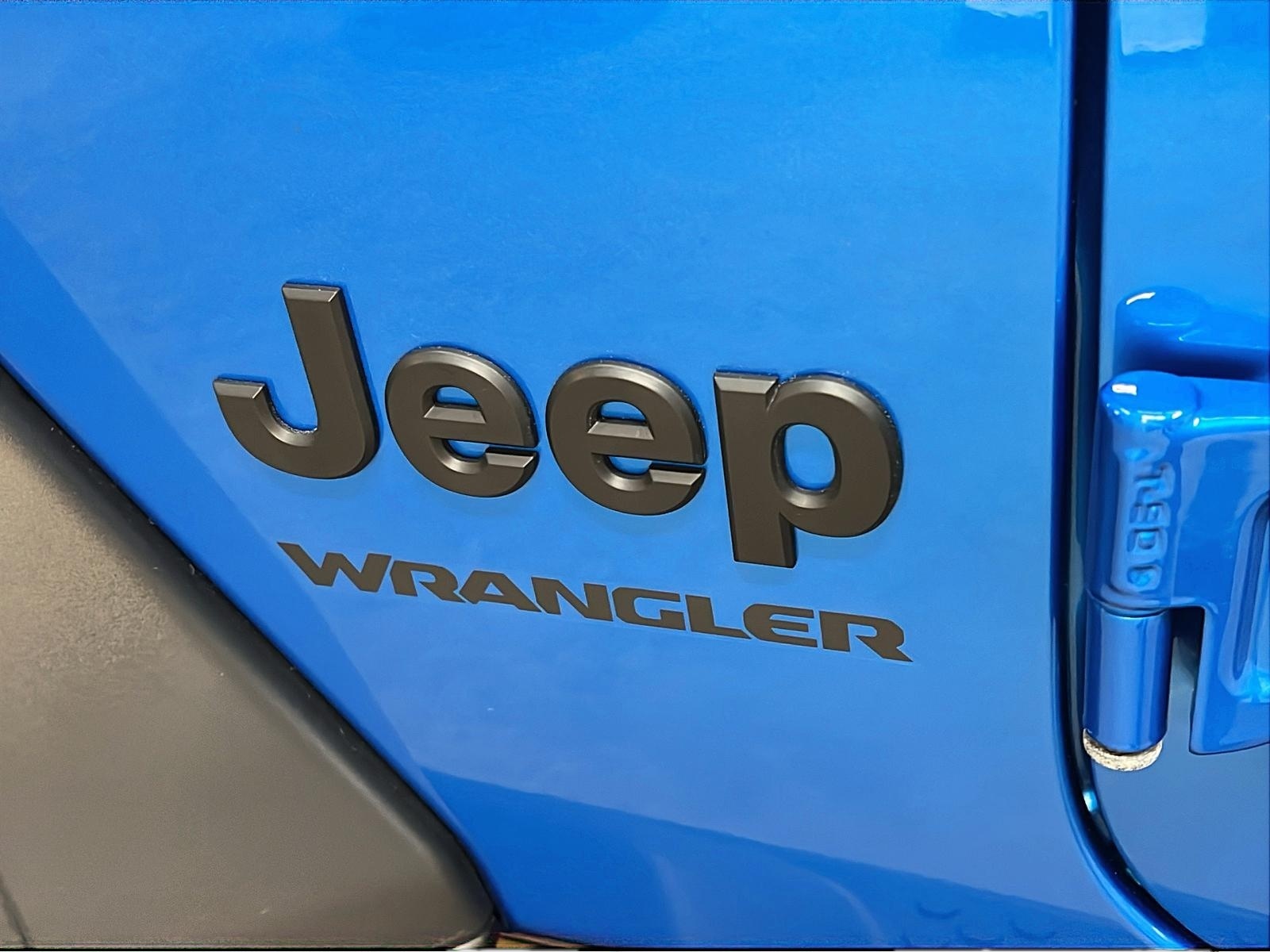 Jeep Wrangler UNLIMITED WILLYS 4X4 2023 - image #24