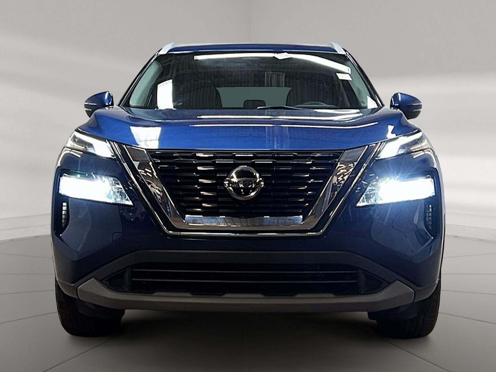 Nissan Rogue 2021 - Image #2