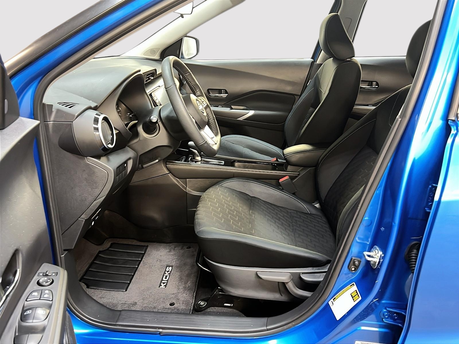 Nissan Kicks SV 2023 - image #7