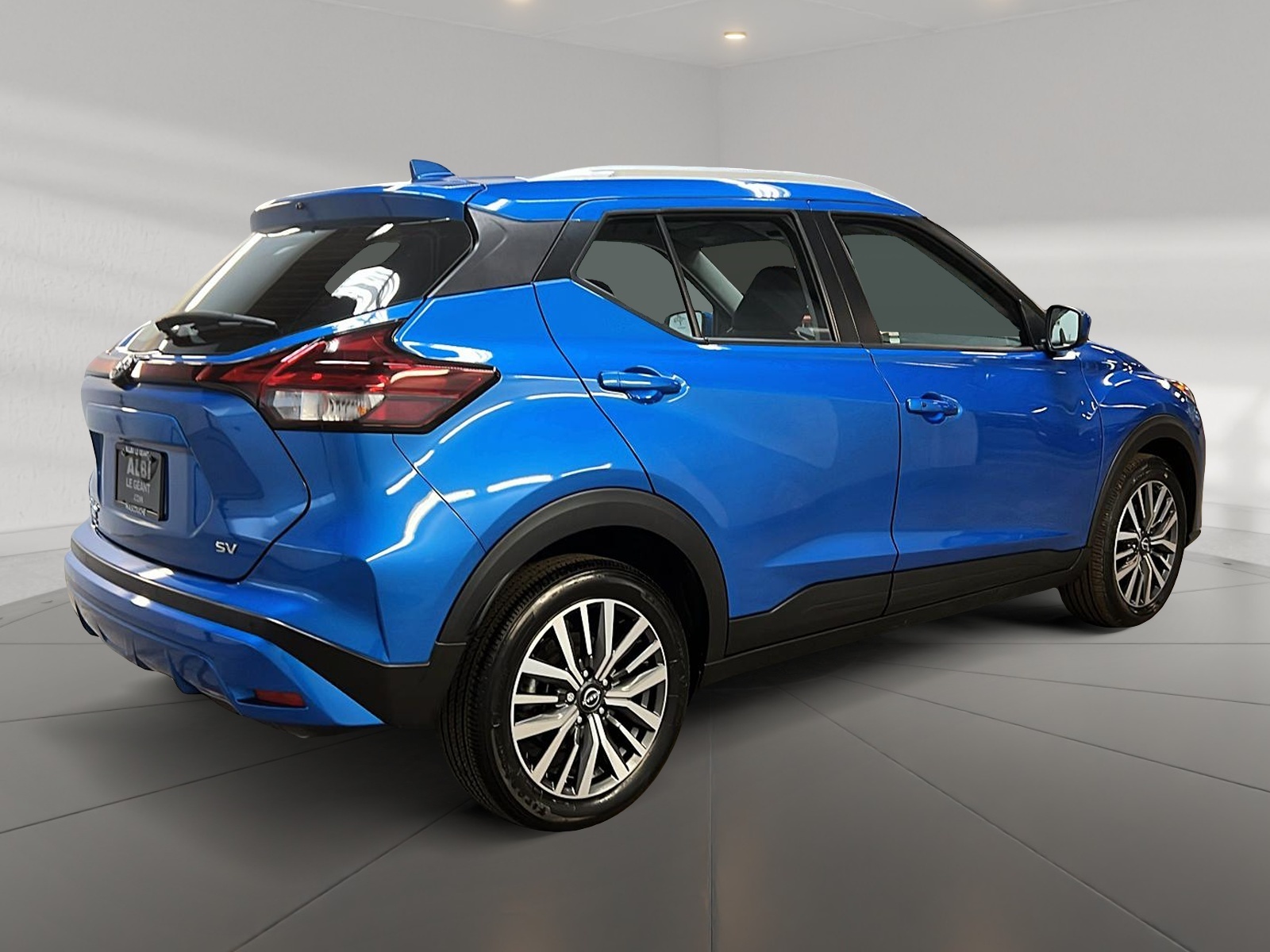 Nissan Kicks SV 2023 - image #4