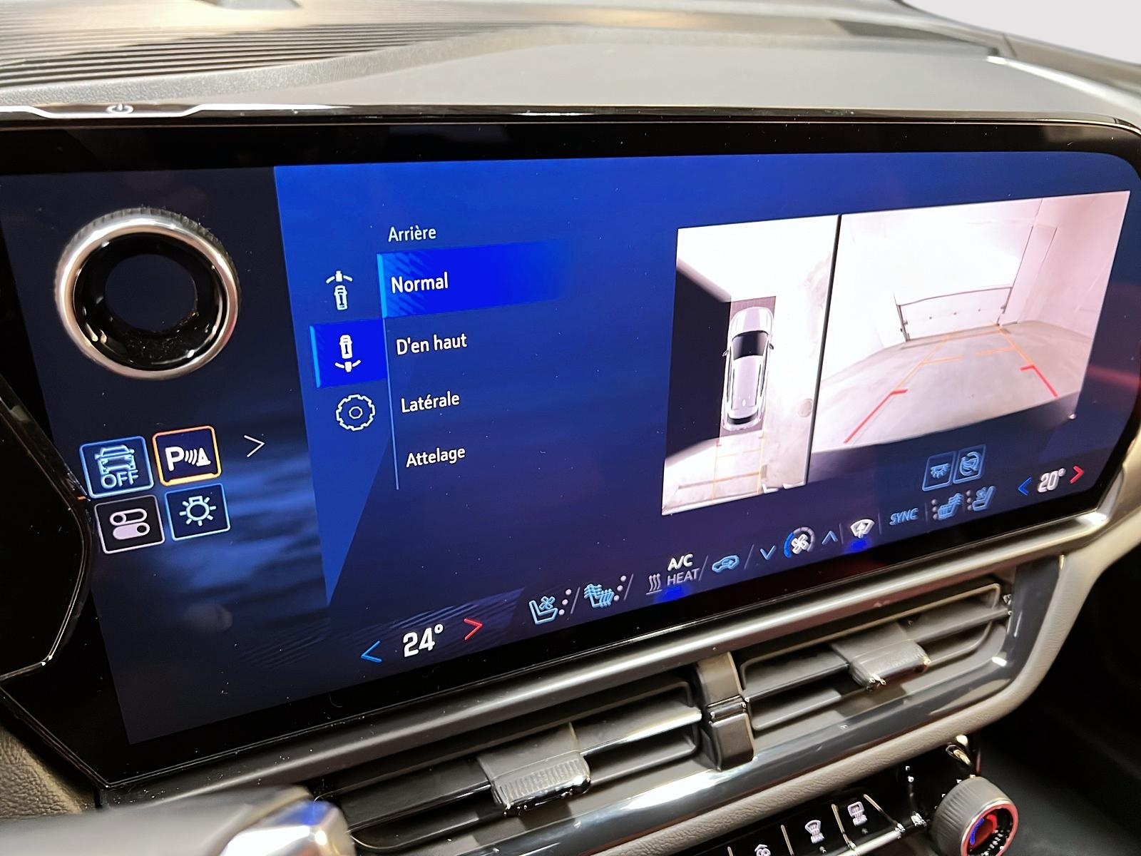 Chevrolet Equinox EV 2024 - Image #17