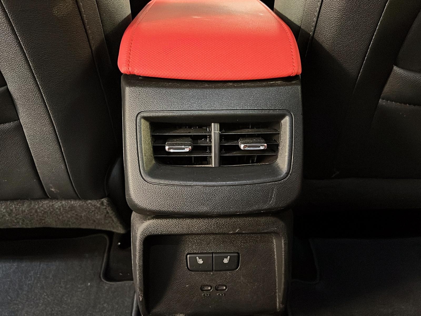 Chevrolet Equinox EV 2024 - Image #10