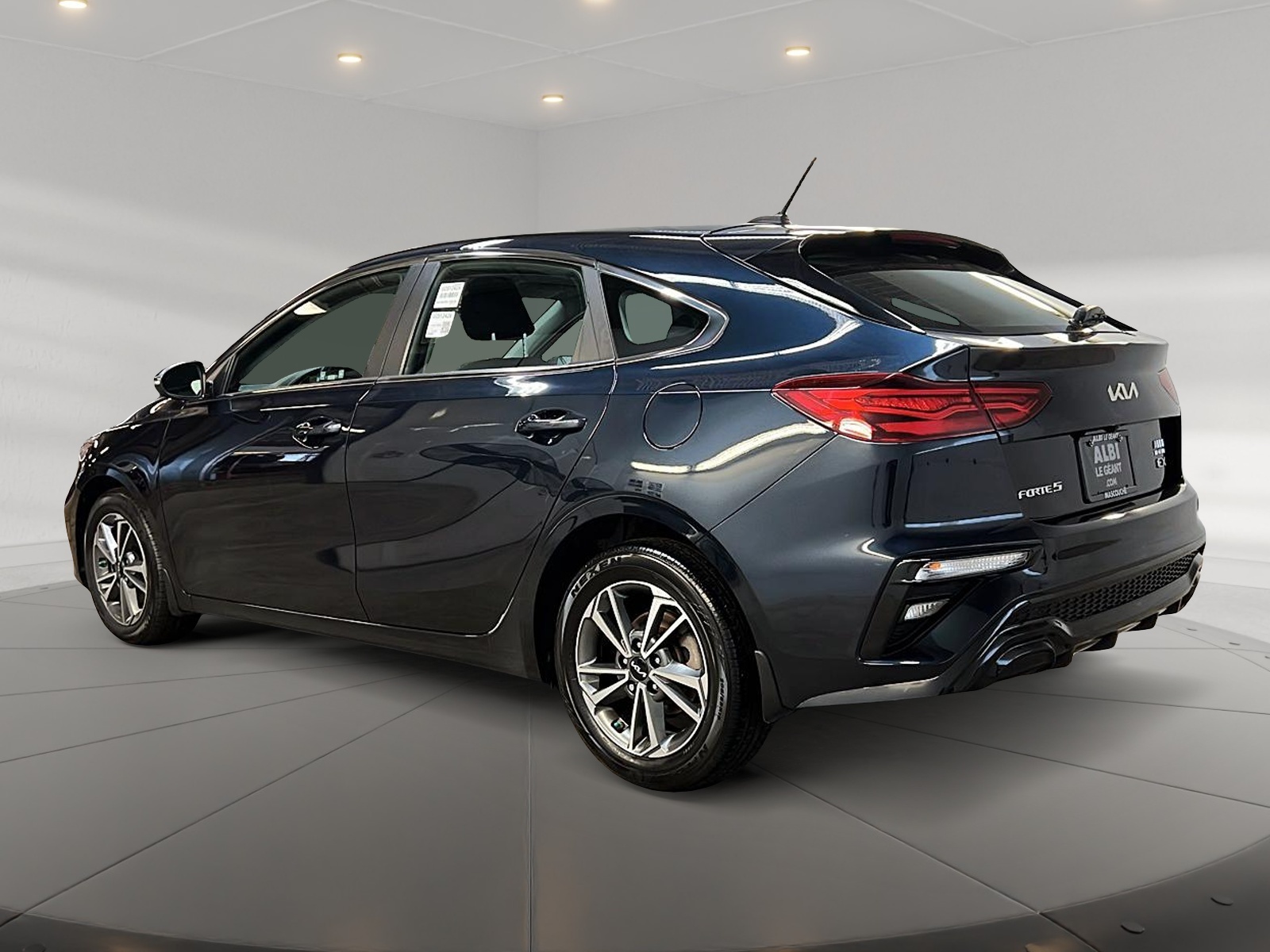 Kia Forte5 2023 - Image #6