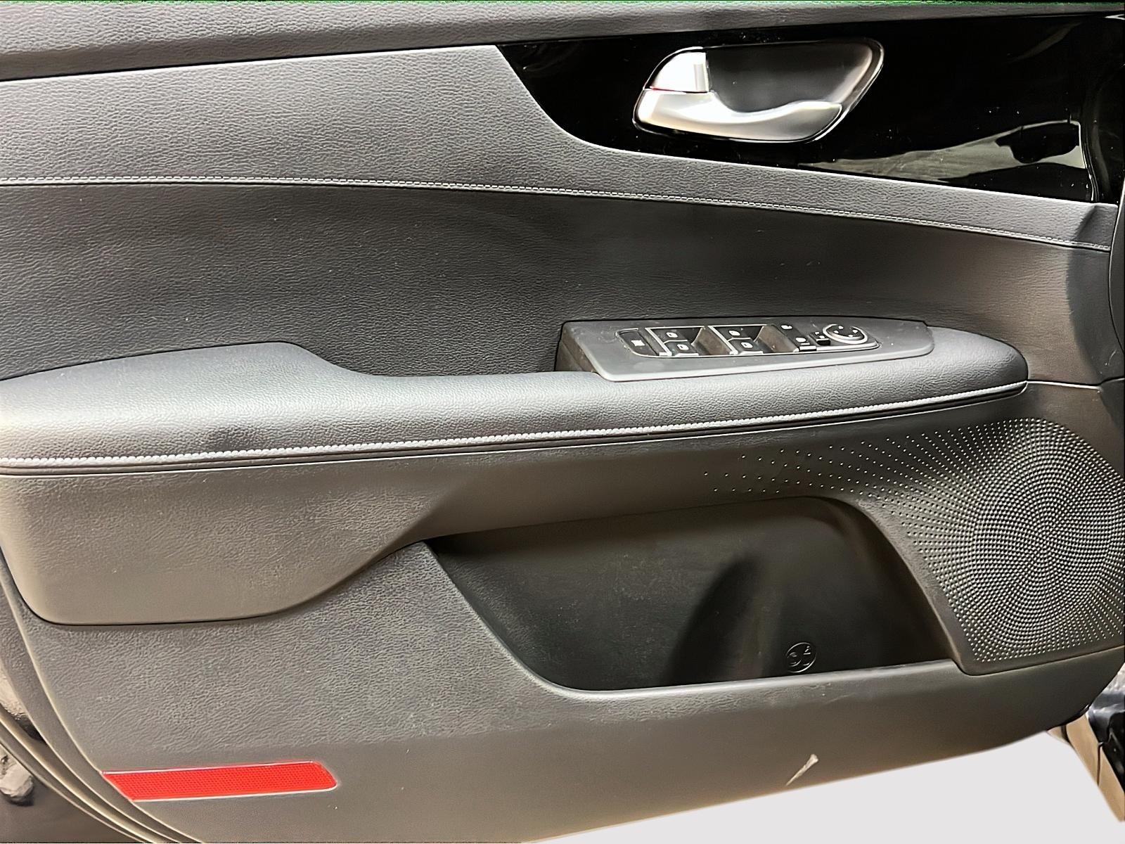 Kia Forte5 2023 - Image #21