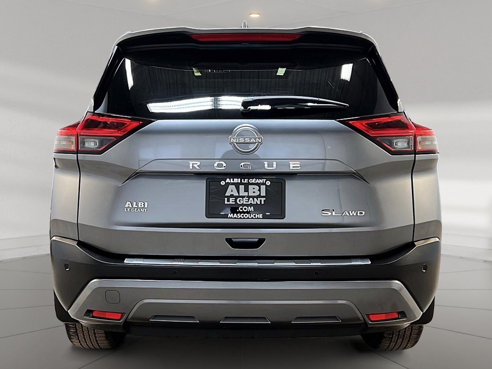 Nissan Rogue SL CUIR TOIT PANO NAV  4RM 2023 - image #5