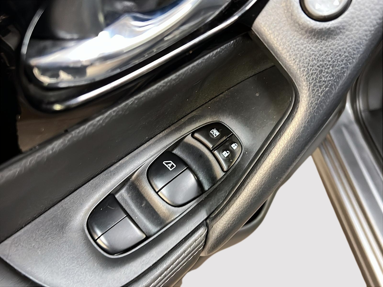 Nissan Qashqai SV TOIT 2021 - image #22