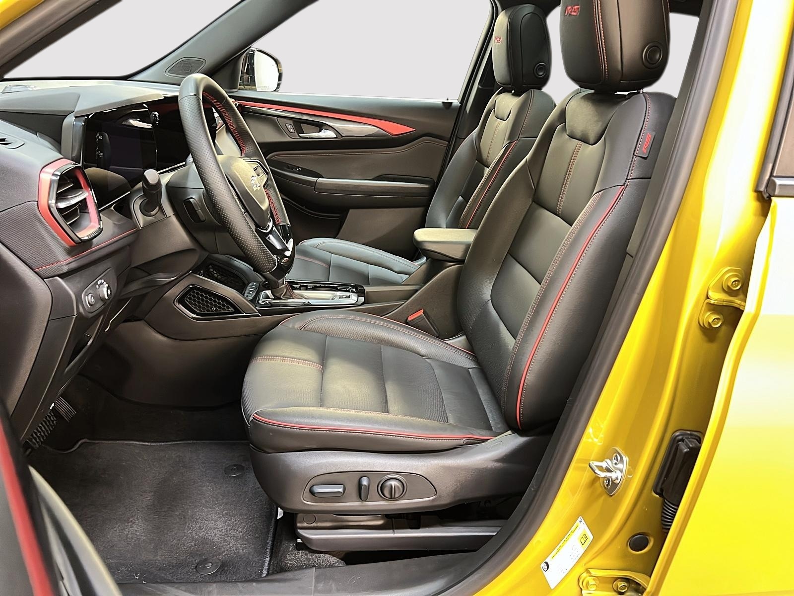 Chevrolet Trailblazer 1RS CUIR TOIT PANO 4RM 2024 - image #7