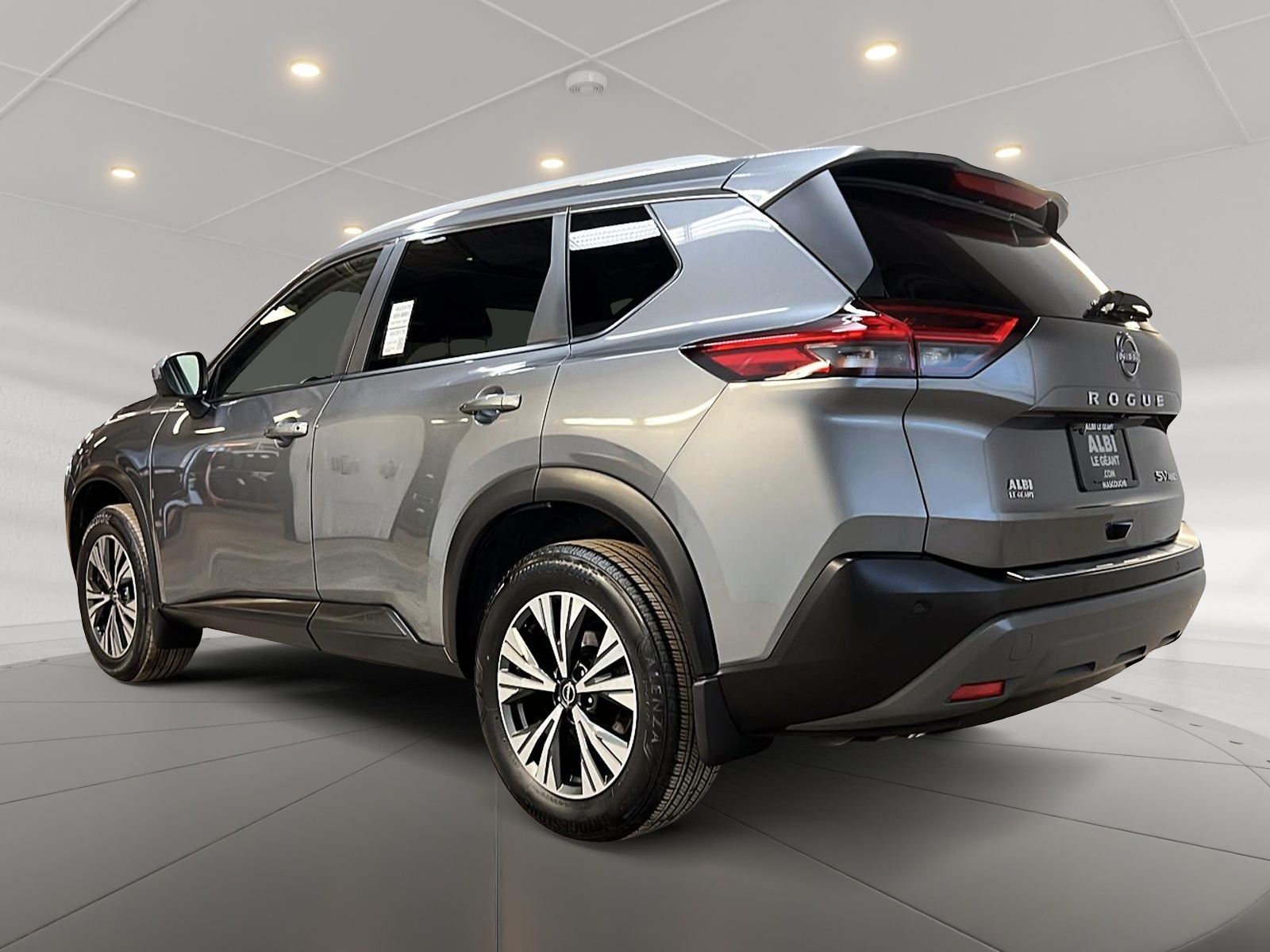 Nissan Rogue SV TOIT PANO 4RM 2023 - image #6