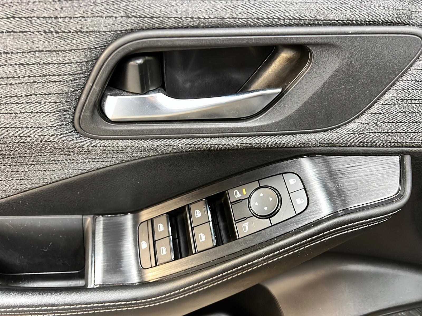 Nissan Rogue SV TOIT PANO 4RM 2023 - image #21