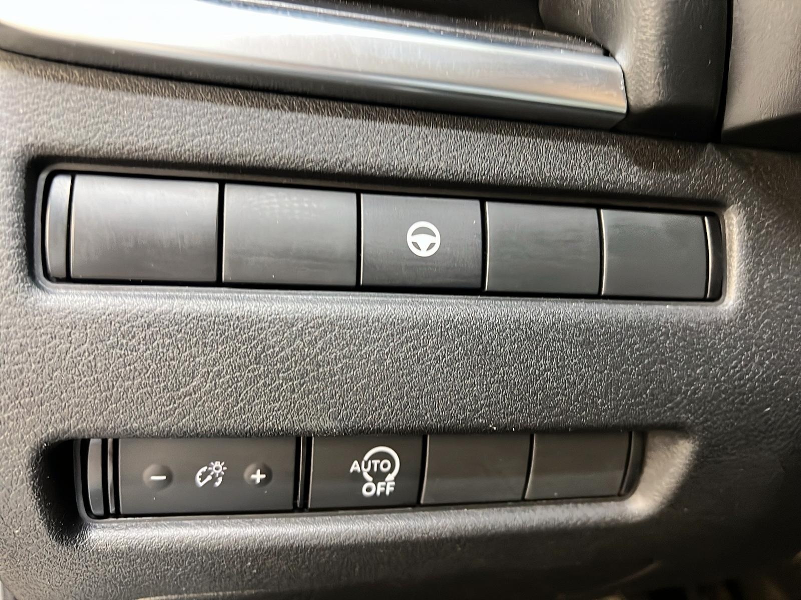 Nissan Rogue SV TOIT PANO 4RM 2023 - image #20