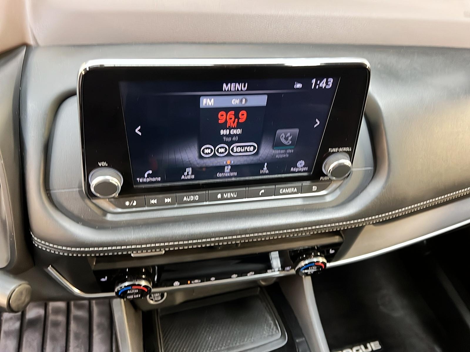 Nissan Rogue SV TOIT PANO 4RM 2023 - image #15